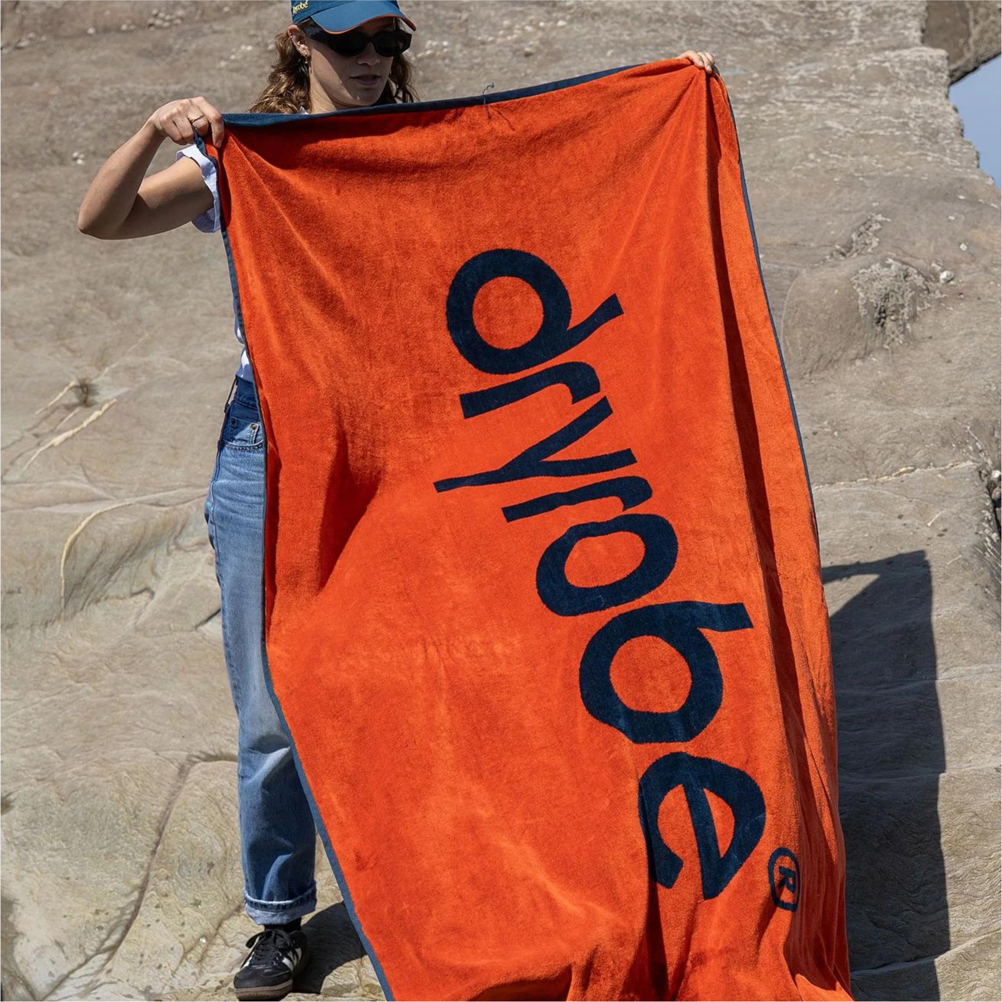 2026 Dryrobe Toalha De Praia Orgânica BEACH TOWEL ODSB - Orange / Deep Sea Blue